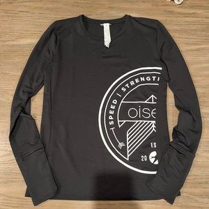 Oiselle running top